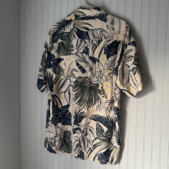 Kahala 100% Silk Hawaiian shirt with Botanical print size M - Picture 3 of 3